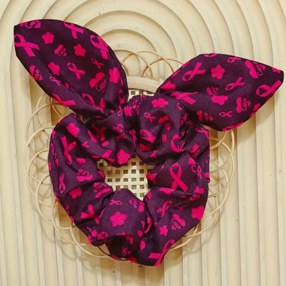 BREAST CANCER AWARENESS RIBBON BOW SCRUNCHY - Picture 2 of 3